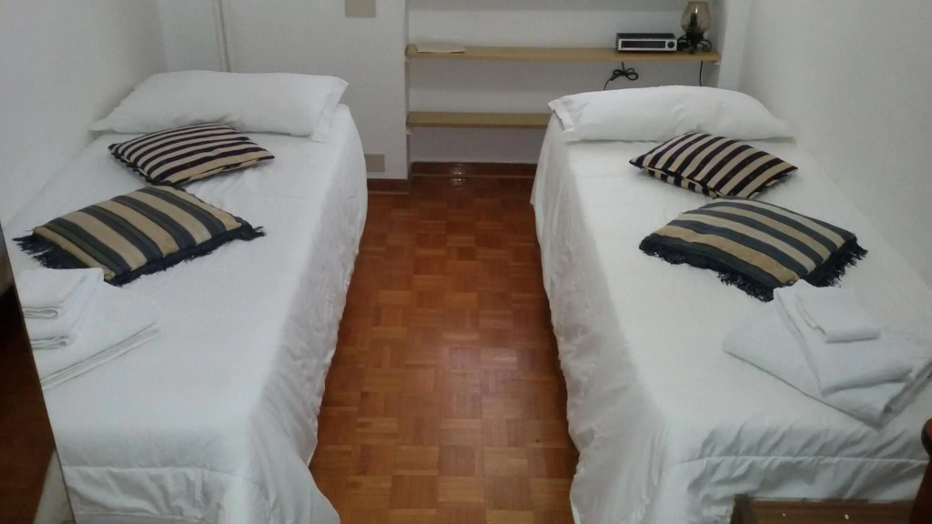 STANZA in alloggio Juventus, B&B, con servizio navetta