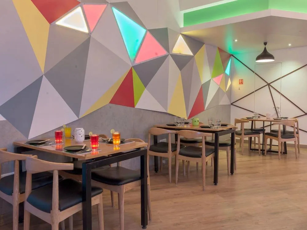 OYO Townhouse 022 Koregaon Park Pune