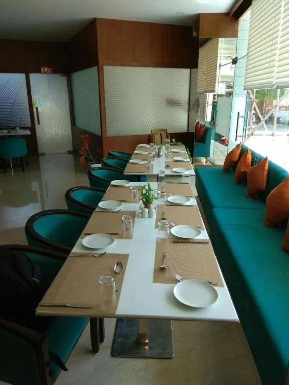 Avins Beacon Hotel - Udaipur