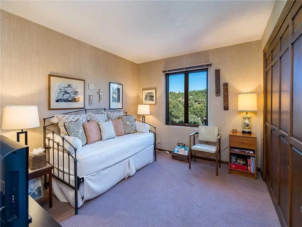 Arroyo's Edge, 3 Bedrooms, Private, Patios, Sleeps 6