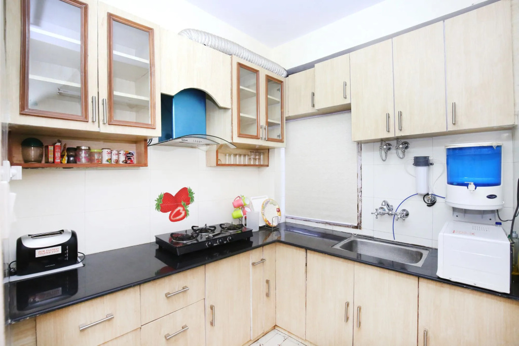 Padma Apartments Jakhu by OYO Rooms