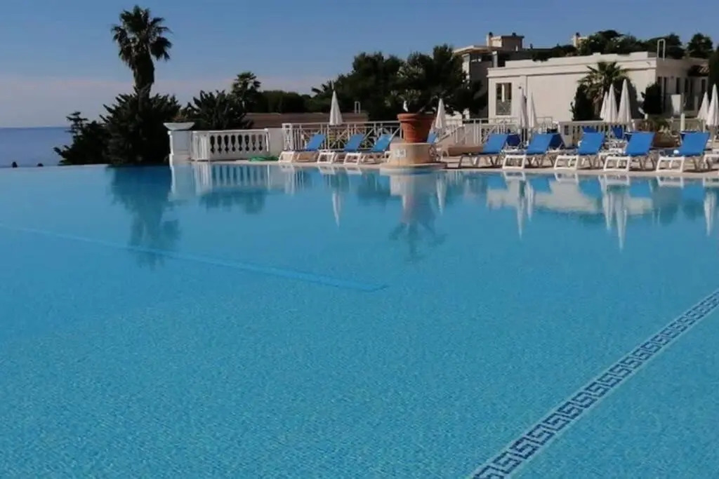 Appartement Lumineux dans Résidence avec Piscine