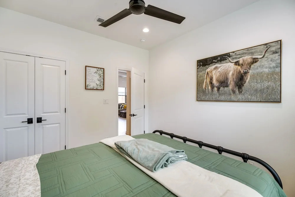 Updated New Braunfels Home w/ Fire Pit!
