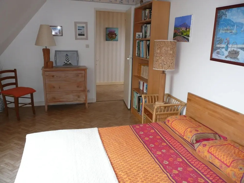Chalet in Aber Wrach near Sandy Beaches