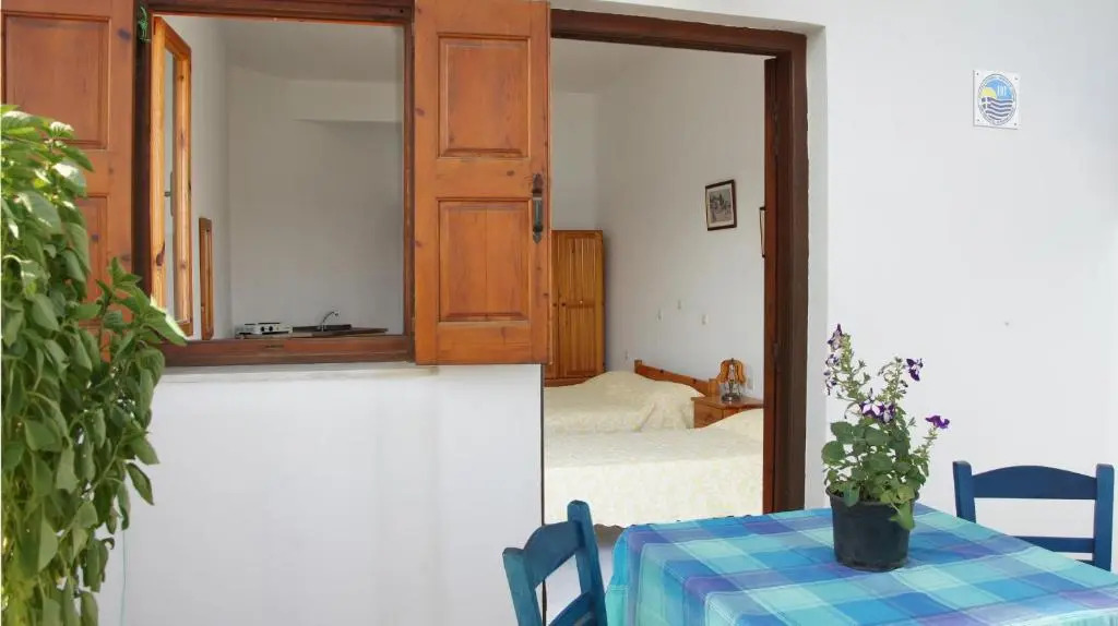 Nikos Studios