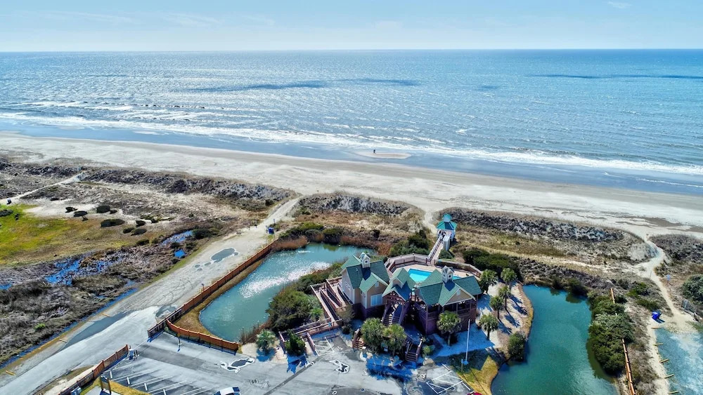 1 Block To Beach! Ocean-view Oak Island 4 Bedroom Home