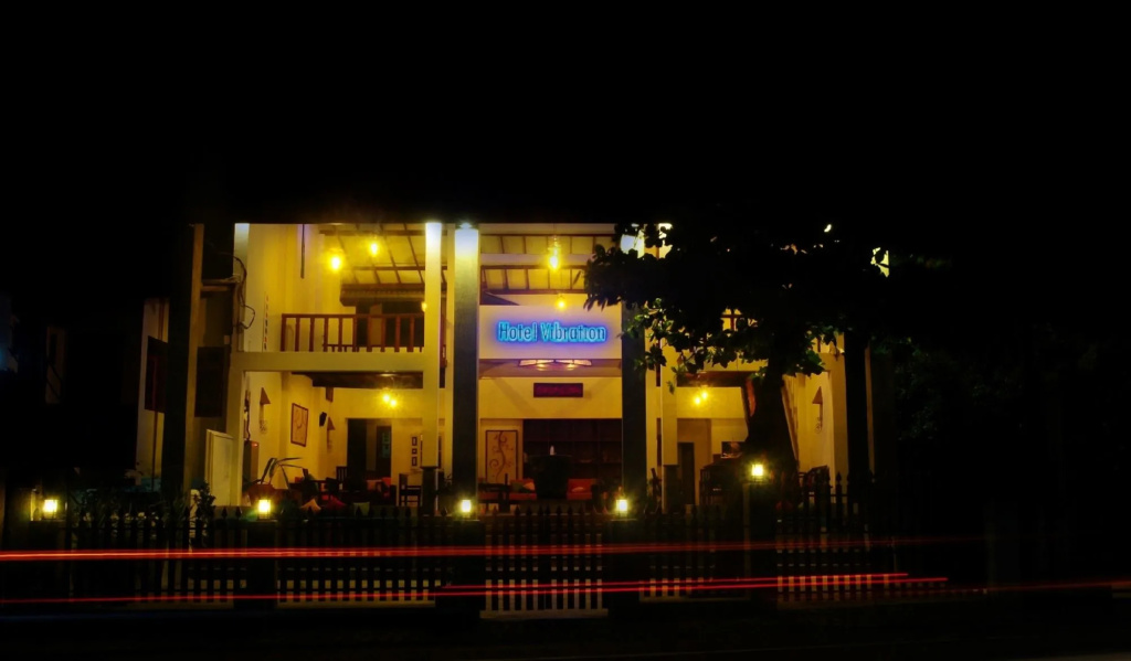 Hotel Vibration