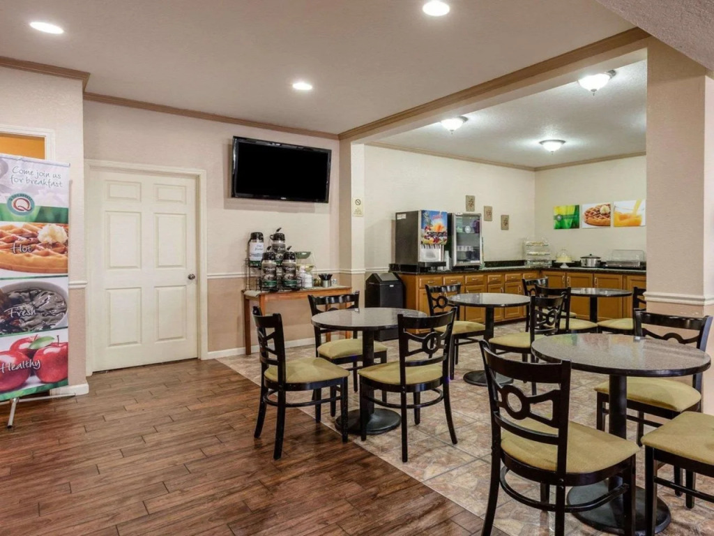 Quality Inn West Memphis I-40