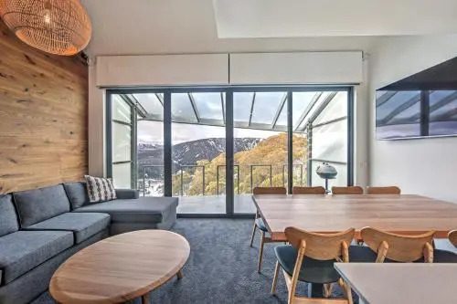 Snow Ski Apartments 32