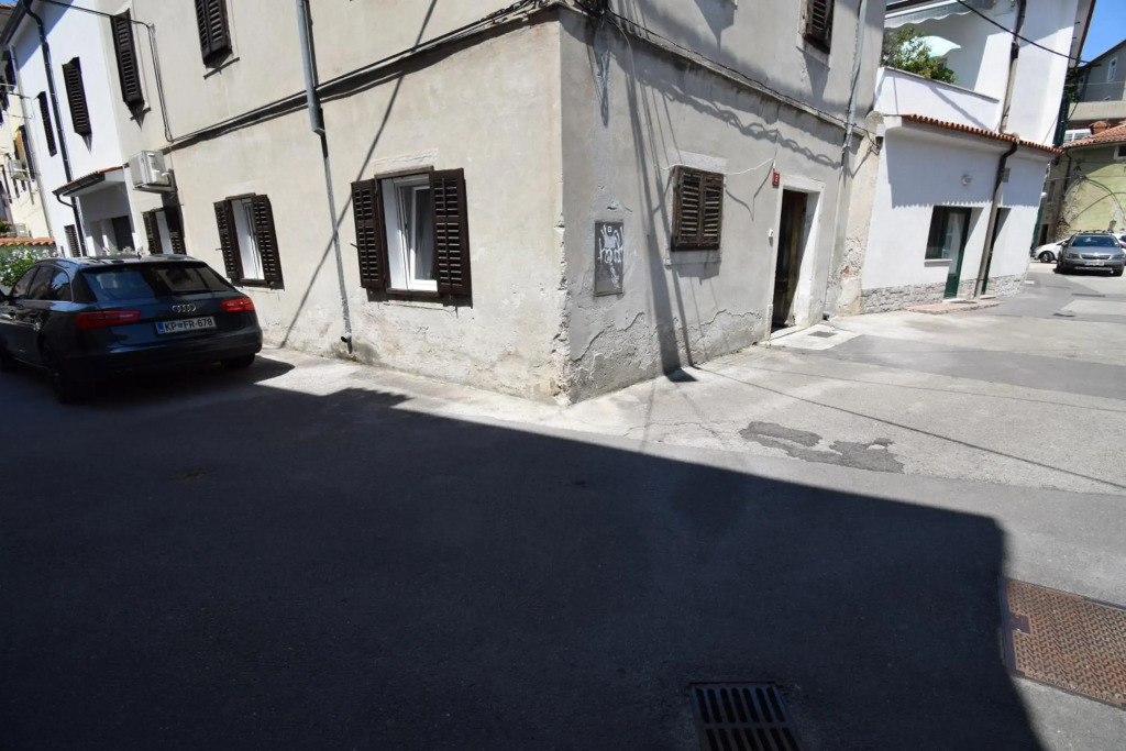 Apartment Adem