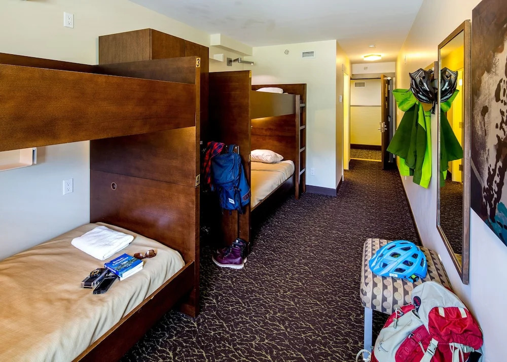 HI Whistler - Hostel