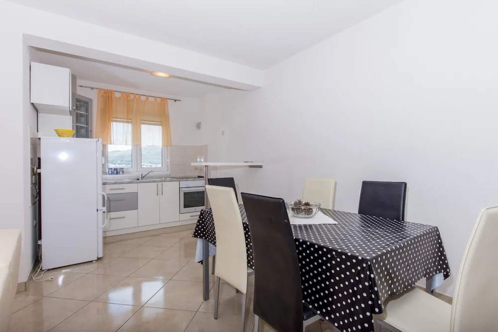 Apartments Lero