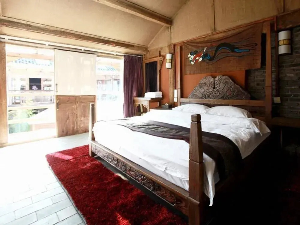 Lijiang Xianyun Qingchen Inn (Shuhe Ancient Town Branch)