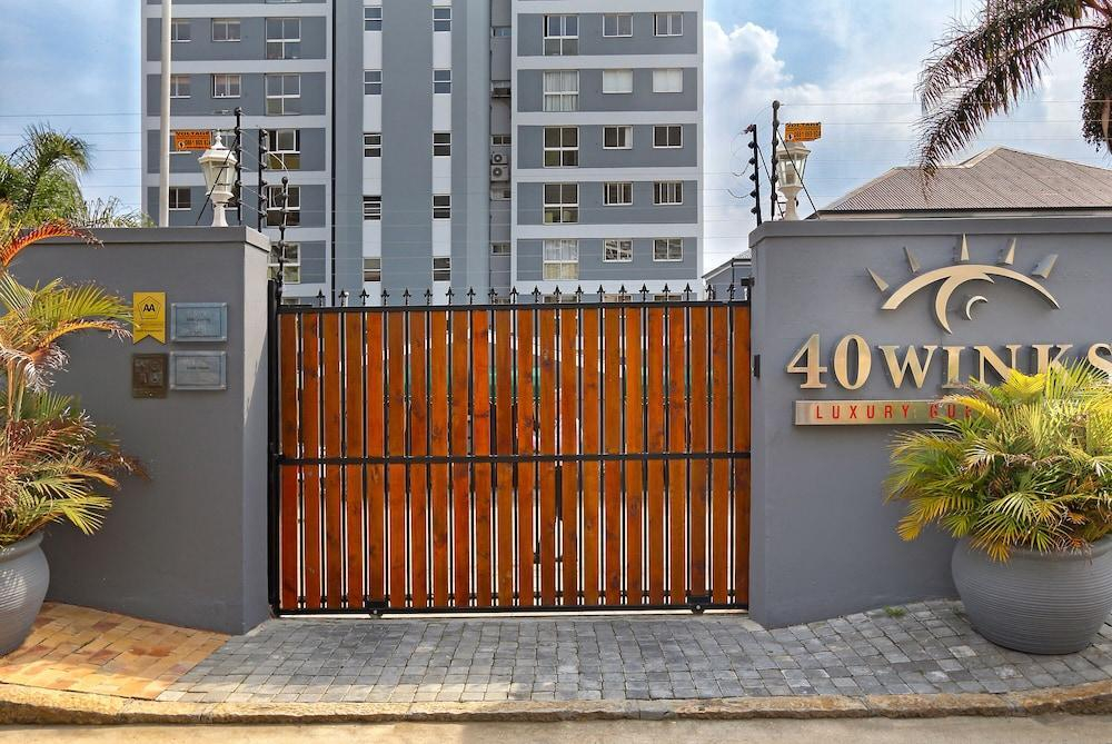 40 Winks Luxury Guest House