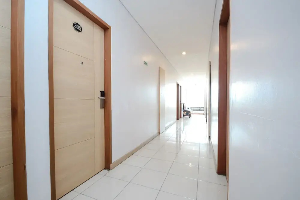 Airy Regol Dewi Sartika 108 A Bandung