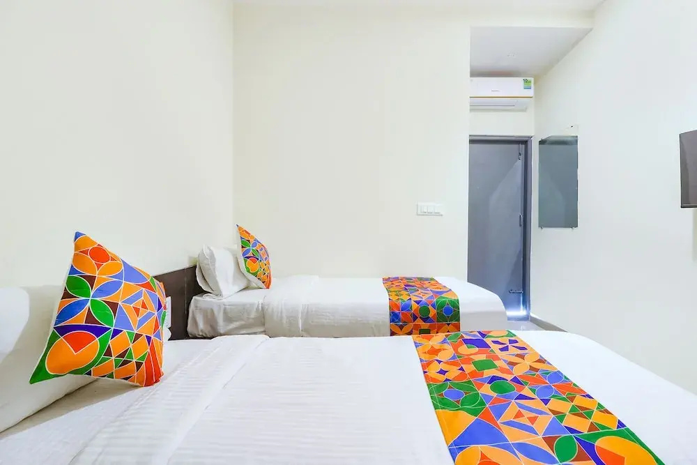 Fabexpress Athasri Inn Hsr