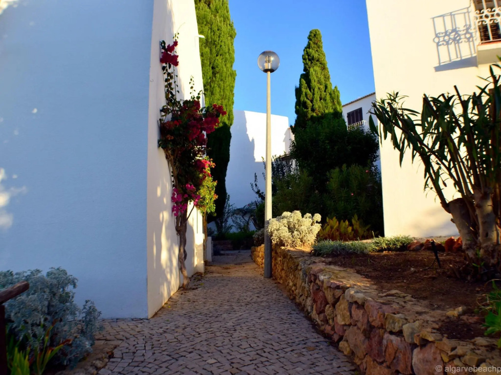 Attractive Apartment in Albufeira With sea View