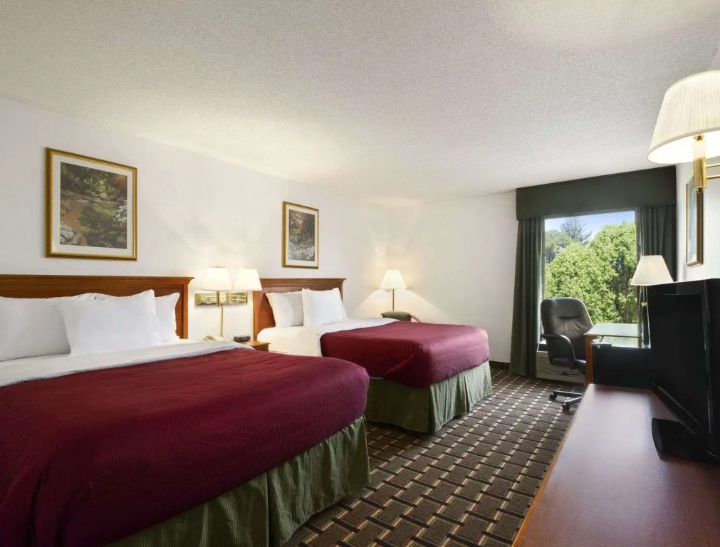 Baymont by Wyndham Crossville