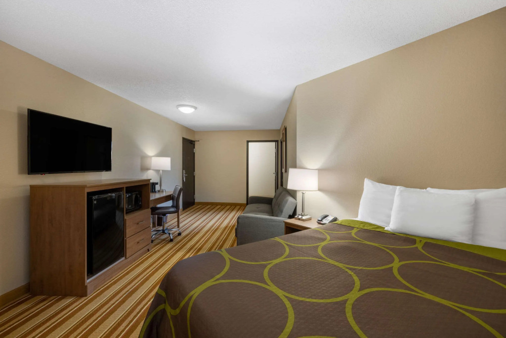 Super 8 by Wyndham O Neill NE