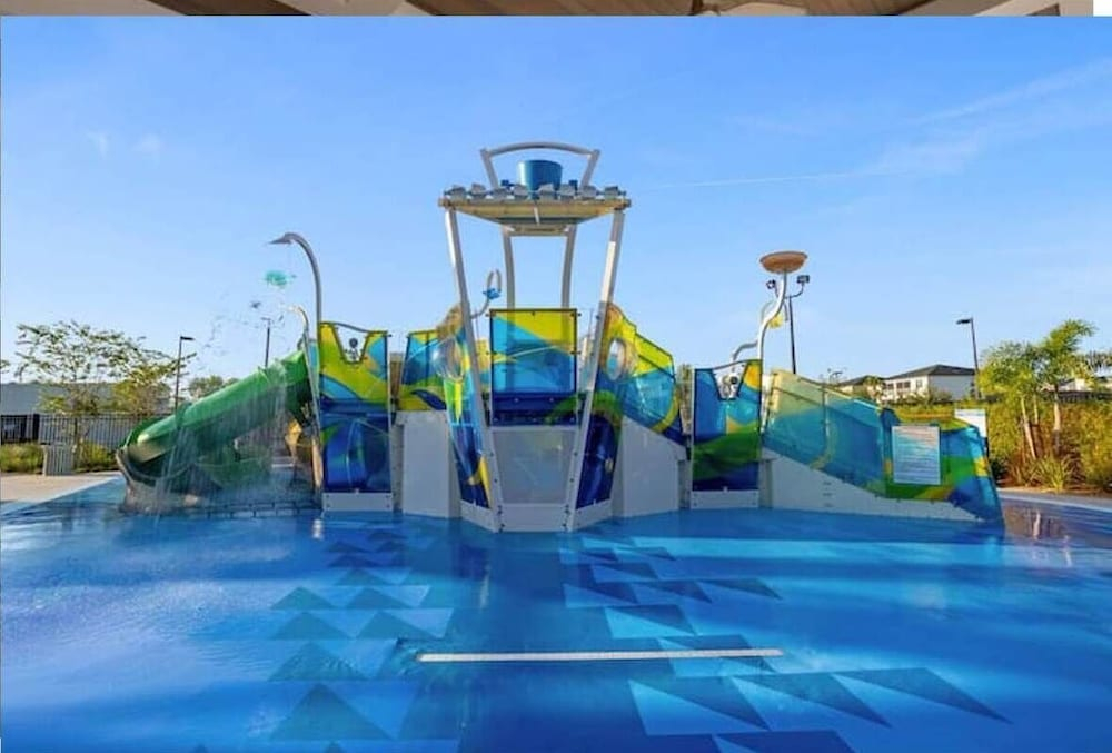 Pool Spa Arcade Games - 5 min Walk to Water Park