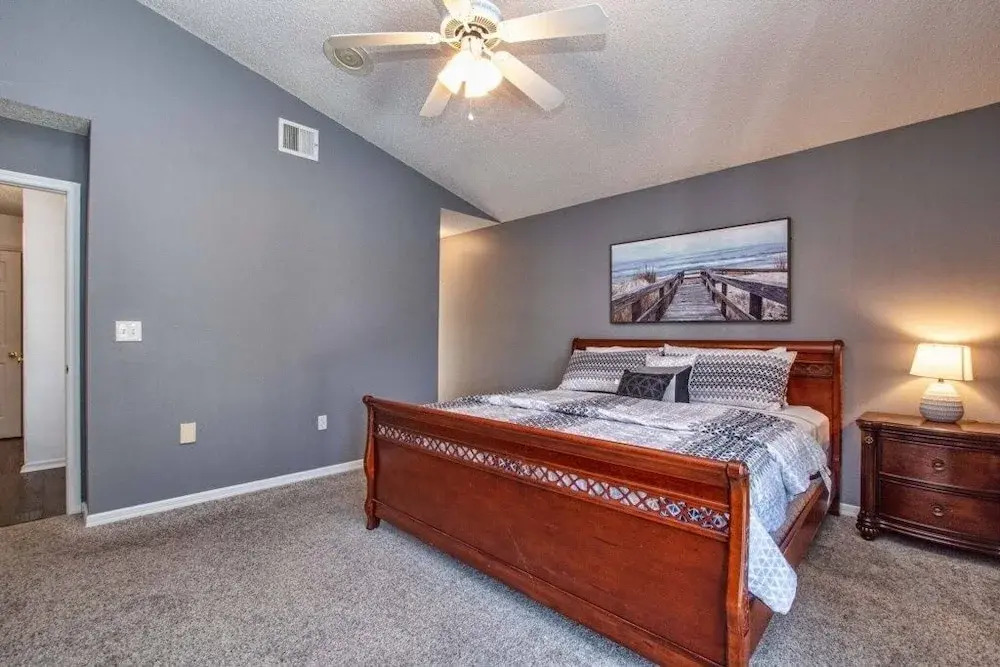 Water Front Privacy On Disneys Doorstep-2100oi 4 Bedroom Home by Redawning