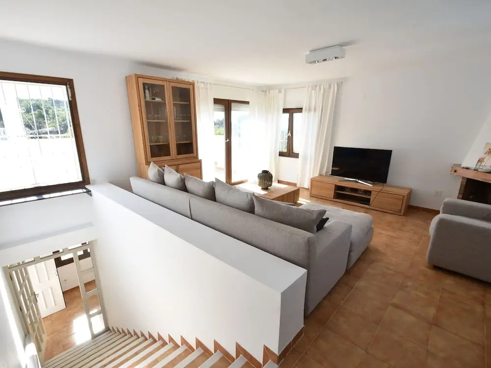 8 pers Luxury villa in prime location, beautiful view, private pool, 500 m golf course