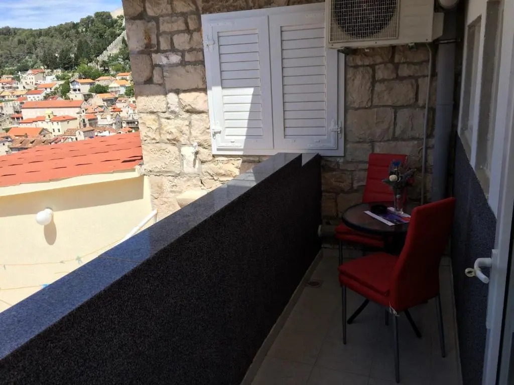 Apartments Tudor Nikola