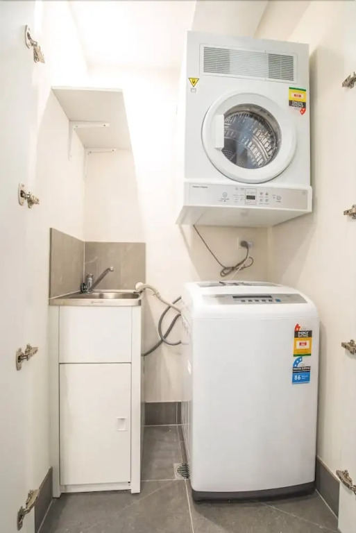 Relaxing Parramatta Apartment With Parking