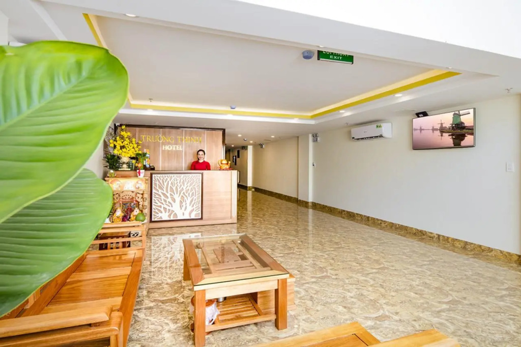 Trường Thịnh Hotel