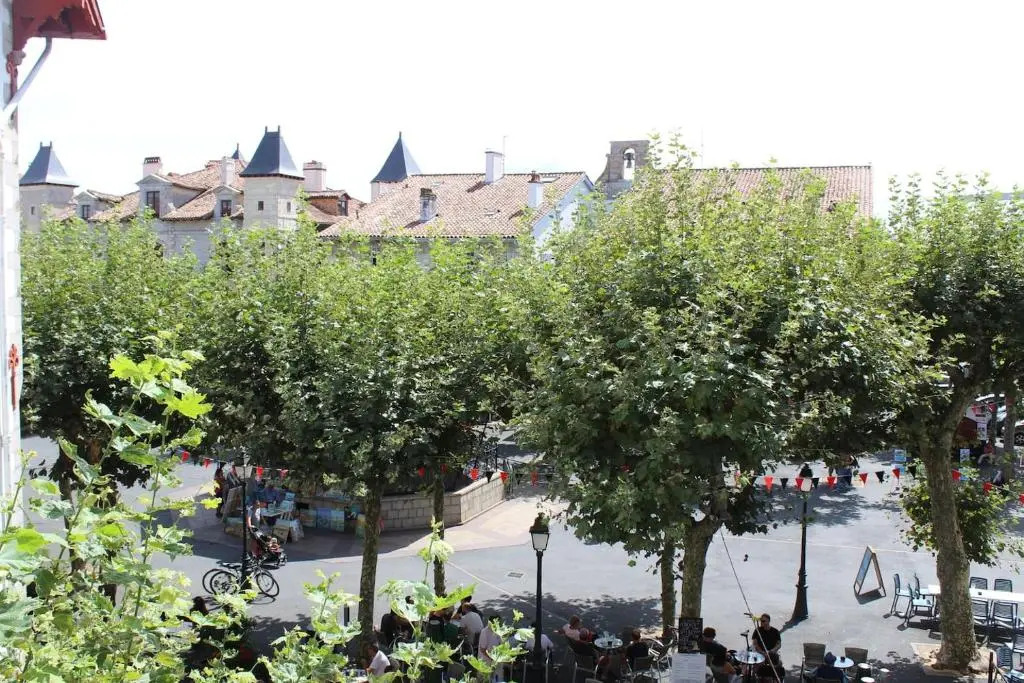Place Louis Xiv 2 Hyper Centre