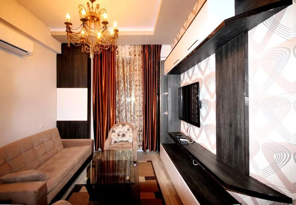 Rent in Yerevan - Apartment on Mashtots Ave.