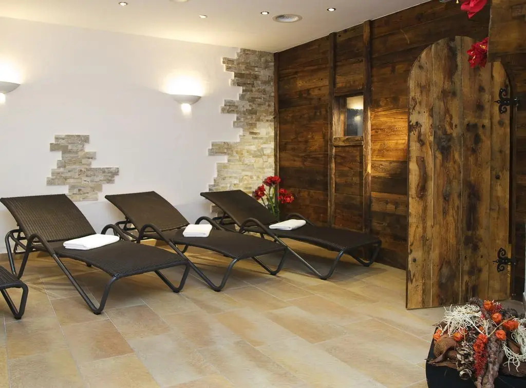 Apart-Hotel Aurora Fiss