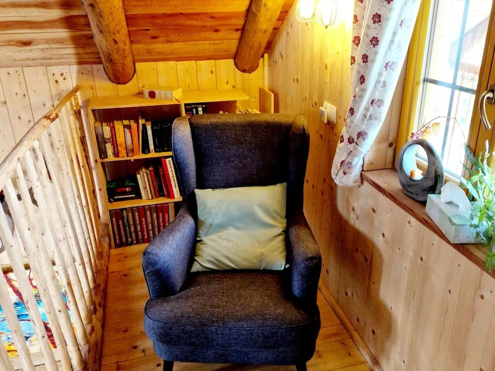 Nice Chalet in Klagenfurt With hot tub