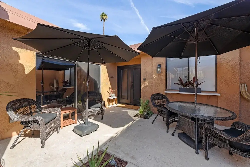 Designer Seville Condo w Golf Mountain Views