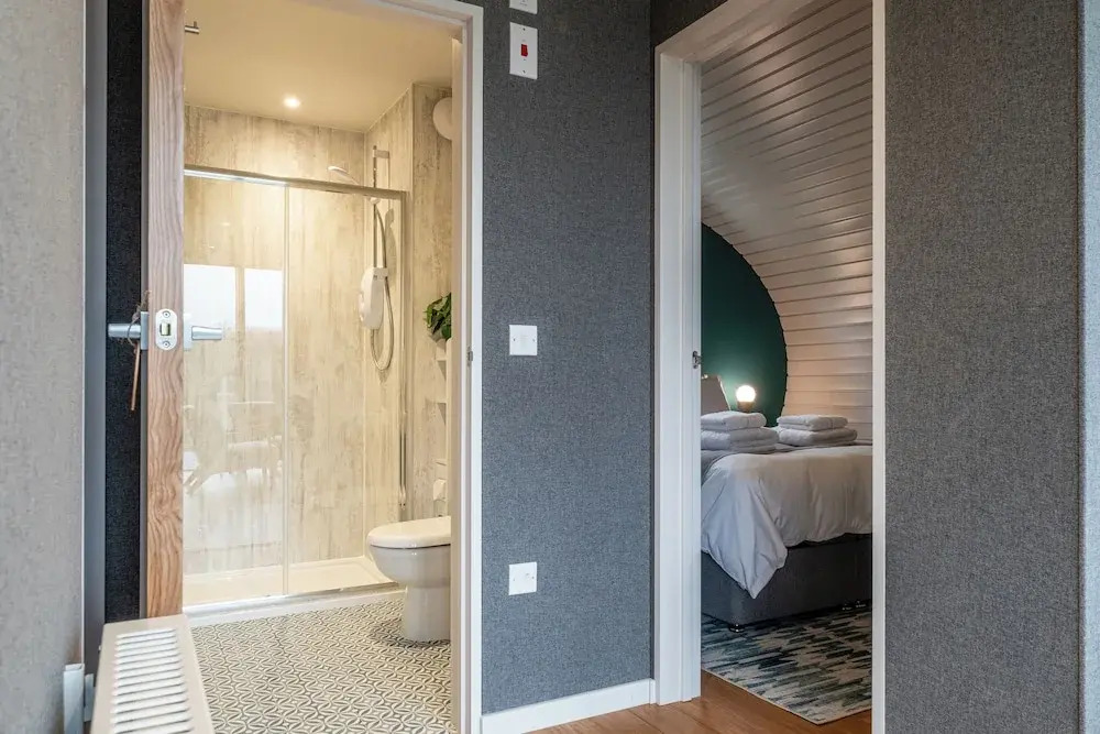 Sustainable 2BD Pod on Old Chalford Farm