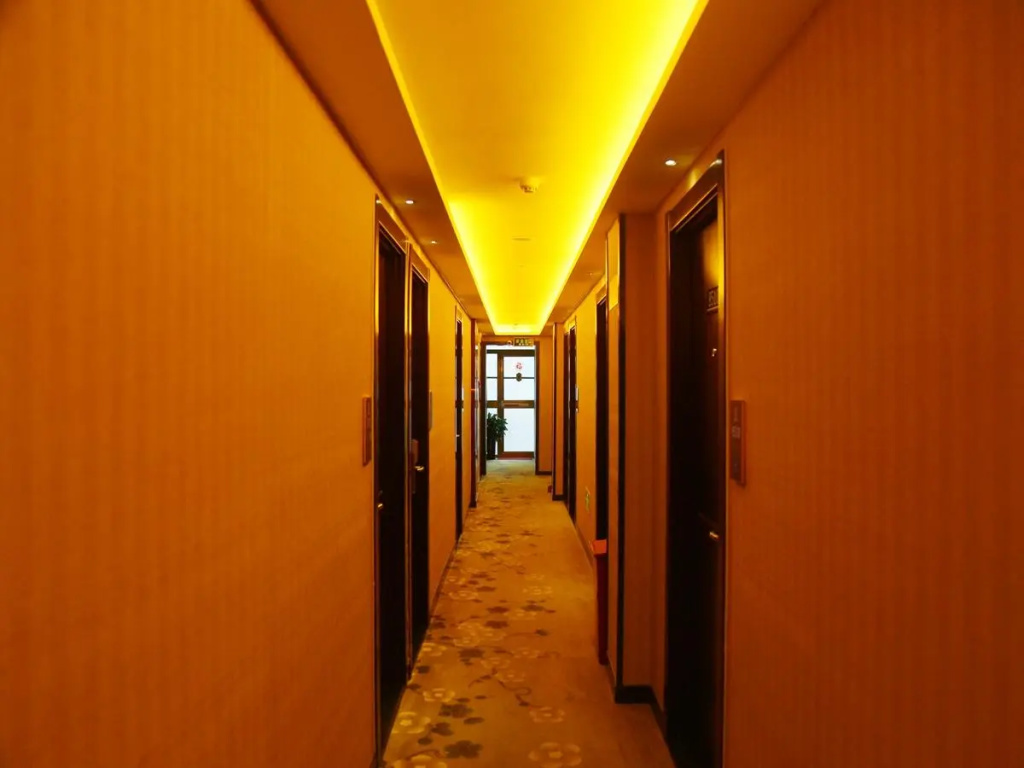 Super 8 Hotel Beijing Daxing Airport Caoqiao Metro Station East Branch