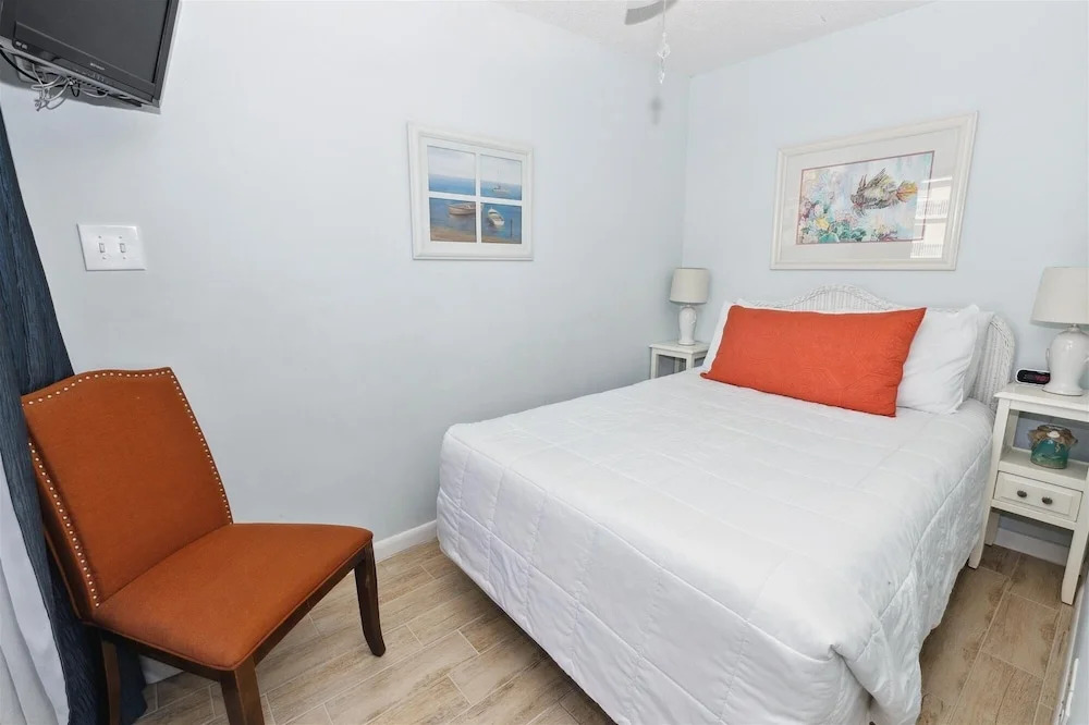 Sandpiper Cove 8122 1 Bedroom Condo by RedAwning