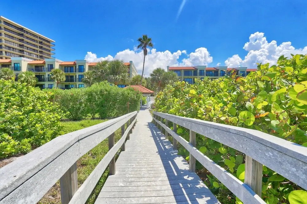 Land's End 11-302 Beach Front - Premier