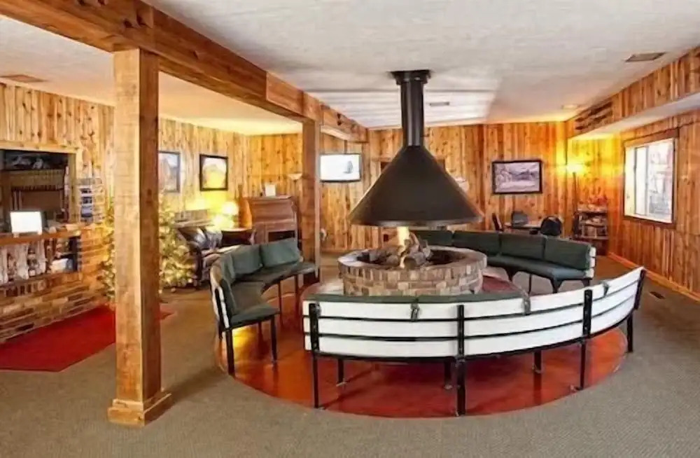 Chateau Apres Lodge