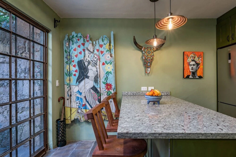 Casa Esperanza, 2BR Designer Charm + Rooftop Views