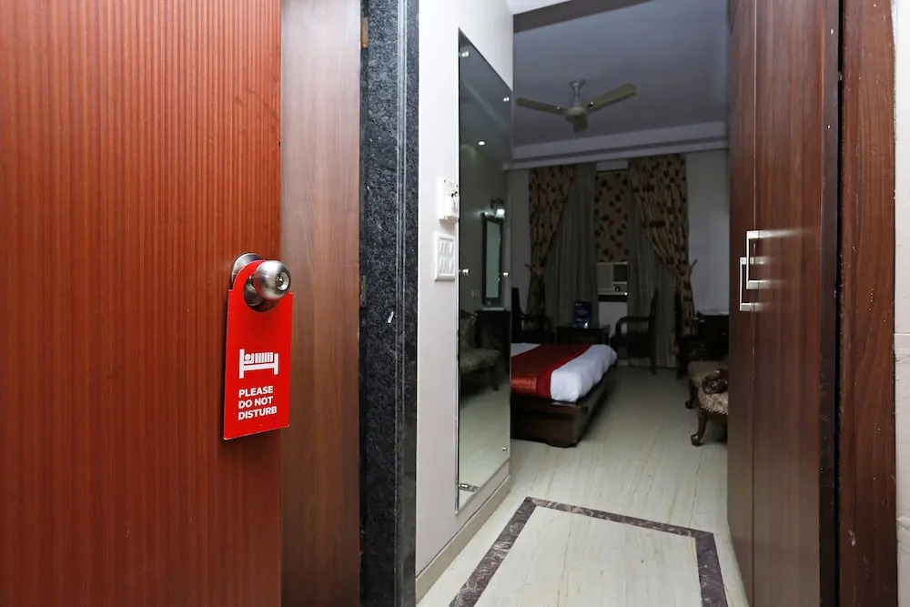 Hotel Mid Town