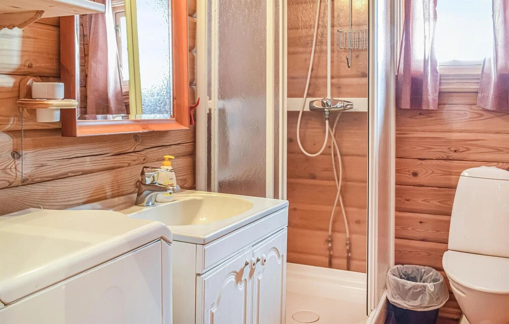 3 Bedroom Amazing Home In Vossestrand