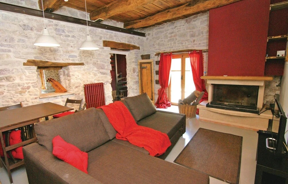 Pet Friendly Home In Stroncone Terni Tr