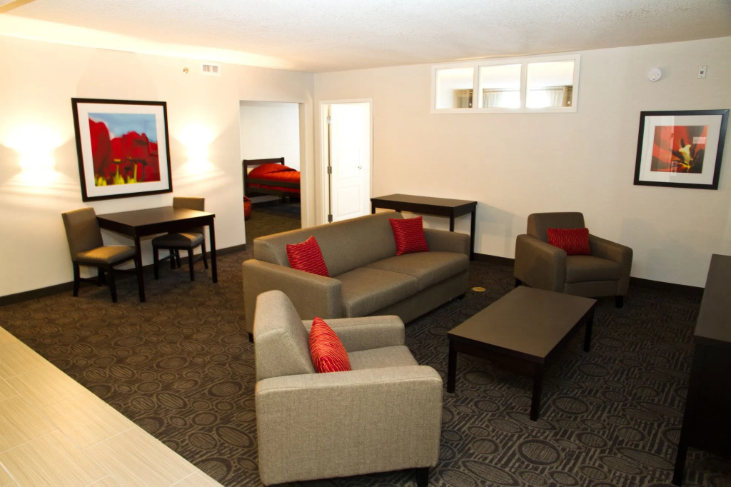 Holiday Inn Hotel & Suites Red Deer by IHG