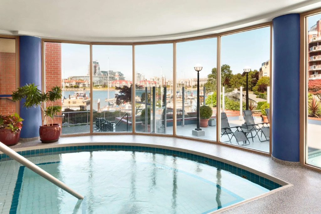 Coast Victoria Hotel & Marina by APA