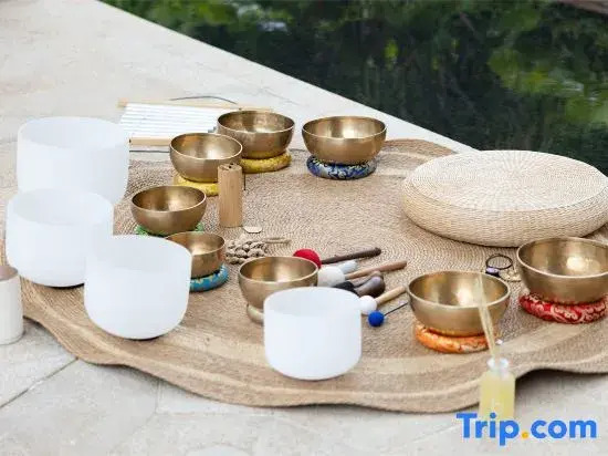 Kimpton Aqeos Hainan by IHG