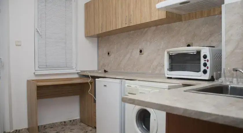 Burgas Rooms and Studios