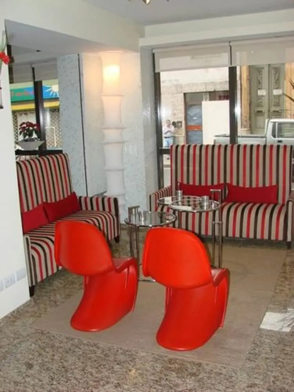Zoom Apart Hotel