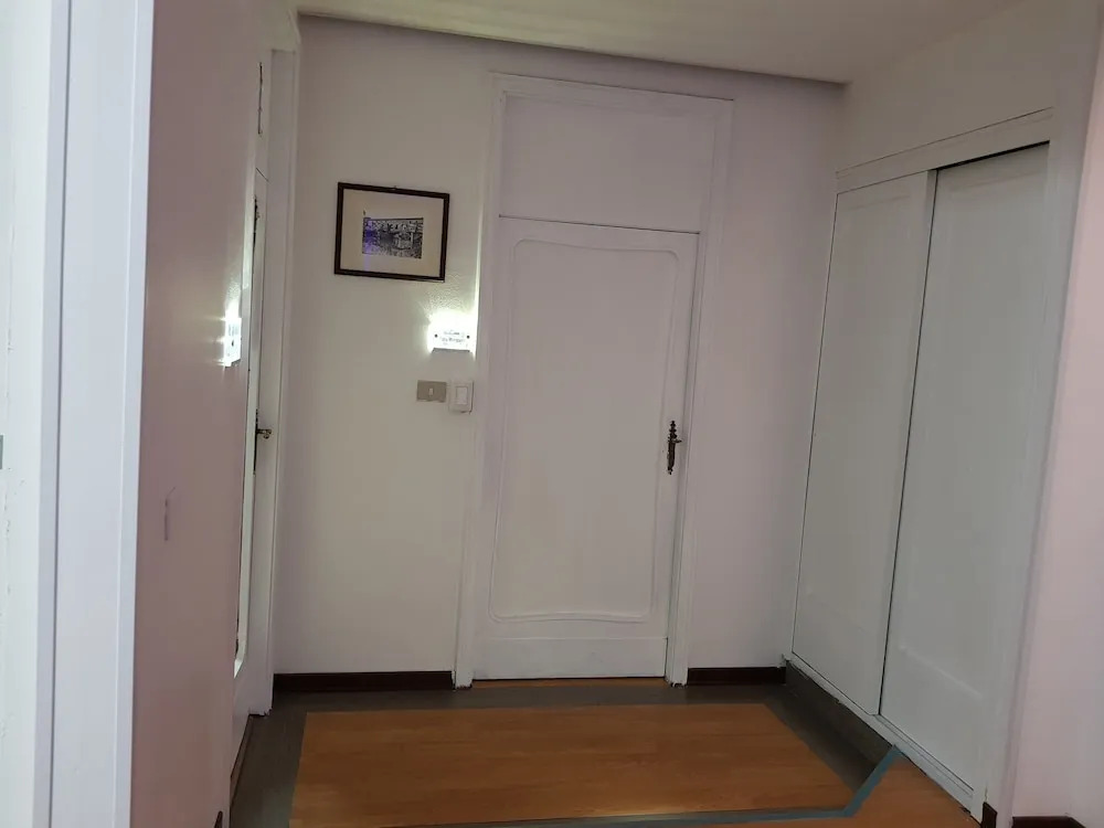 Rooms2Rent