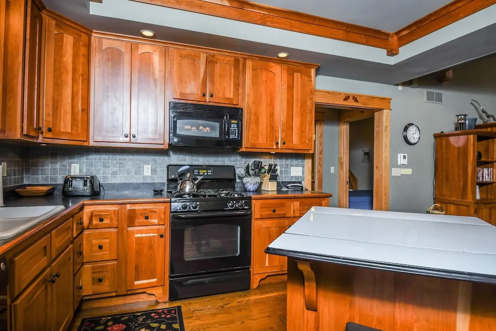 Petoria Lodge